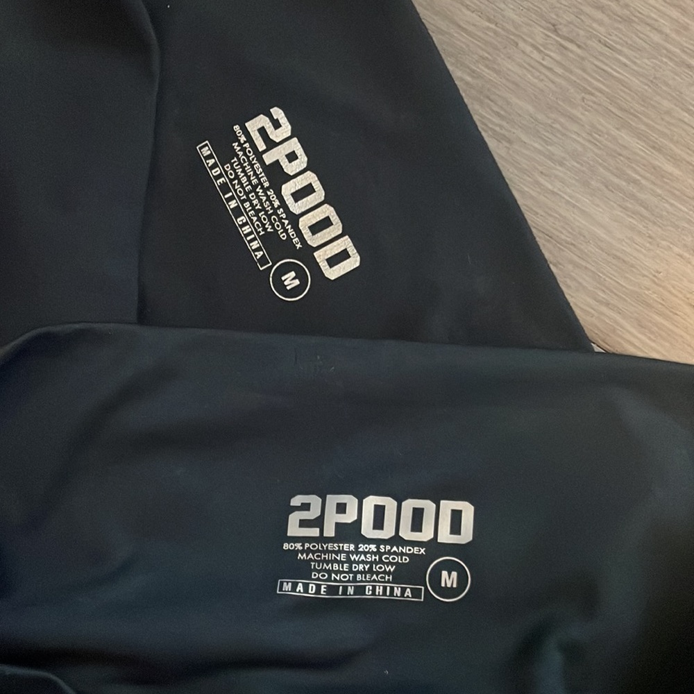 2Pood Essential Leggings - Picture 5 of 5